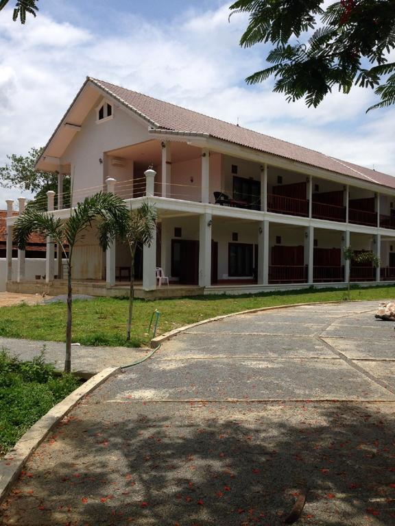 Thavisouk Riverside Hotel Vang Vieng Eksteriør billede