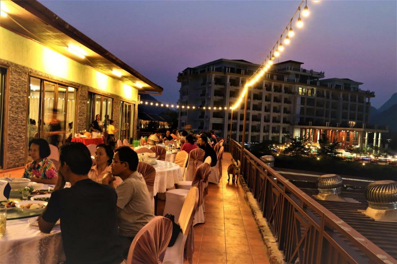 Thavisouk Riverside Hotel Vang Vieng Eksteriør billede