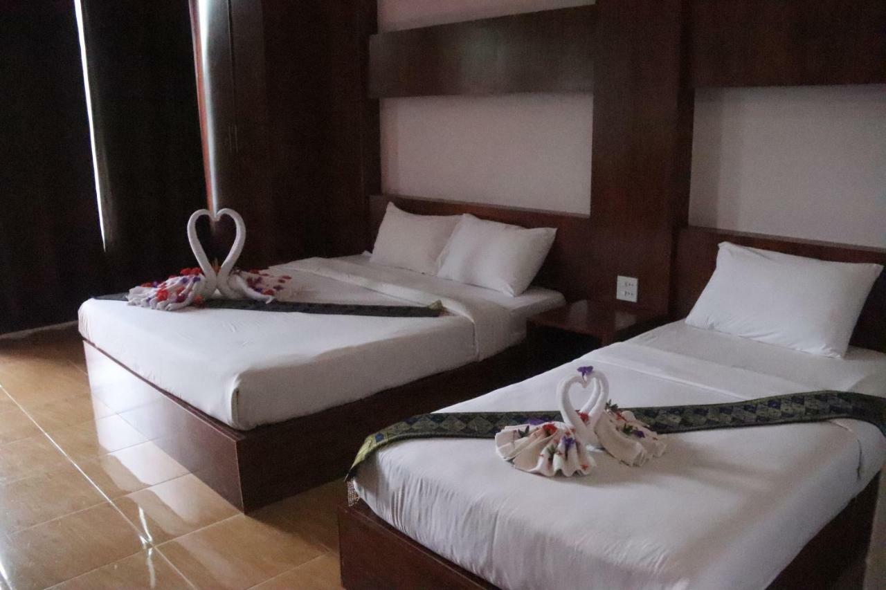Thavisouk Riverside Hotel Vang Vieng Eksteriør billede